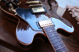GIBSON ES-335 Walnut YEAR 2001