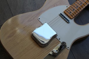 FENDER "Custom Shop Limited Edition Tomatillo Telecaster Journeyman Relic, Natural Blonde" 3, 23 KG