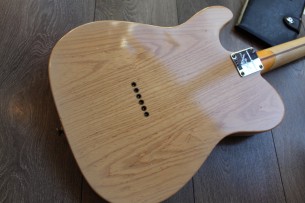 FENDER "Custom Shop Limited Edition Tomatillo Telecaster Journeyman Relic, Natural Blonde" 3, 23 KG