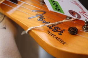 FENDER "Custom Shop Limited Edition Tomatillo Telecaster Journeyman Relic, Natural Blonde" 3, 23 KG