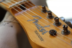 FENDER "Custom Shop Limited Edition Tomatillo Telecaster Journeyman Relic, Natural Blonde" 3, 23 KG