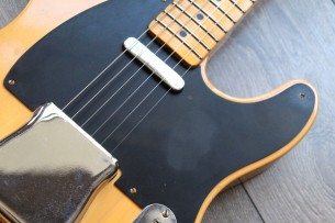 FENDER "1952 Custom Shop Journeyman Relic Telecaster Butterscotch Blonde"