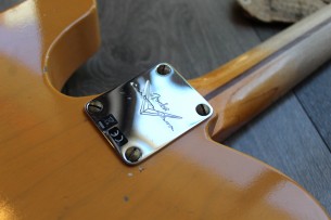 FENDER "1952 Custom Shop Journeyman Relic Telecaster Butterscotch Blonde"