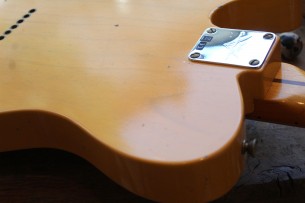 FENDER "1952 Custom Shop Journeyman Relic Telecaster Butterscotch Blonde"