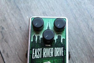 ELECRO HARMONIX "East River Drive