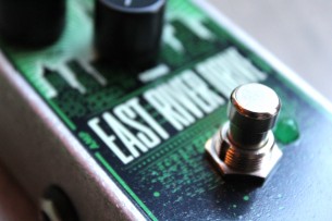 ELECRO HARMONIX "East River Drive