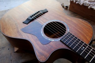 TAYLOR "724ce Hawaiian Koa"