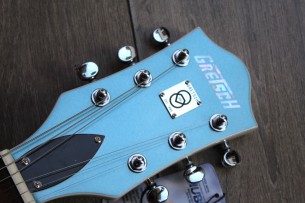 GRETSCH "G5622T-140 Electromatic 140th Double Platinum Anniversary Center Block in Two Tone Stone Pearl Platinum with Bigsby"