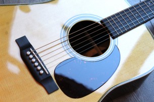 MARTIN "HD-28"