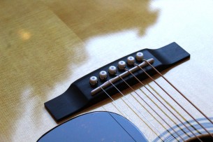 MARTIN "HD-28"