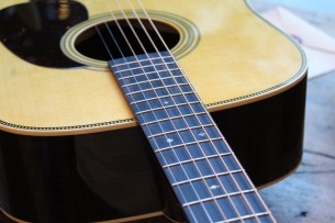 MARTIN "HD-28"