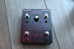 DEATH BY AUDIO "Waveformer destroyer"