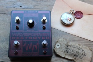 DEATH BY AUDIO "Waveformer destroyer"