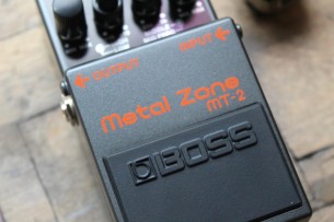 BOSS "MT-2 Metal Zone"