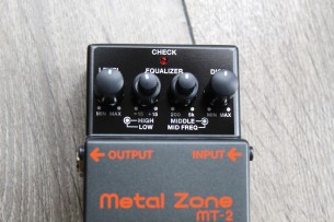 BOSS "MT-2 Metal Zone"