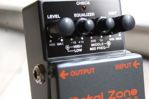 BOSS "MT-2 Metal Zone"