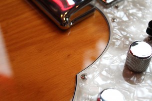 FENDER "American Vintage II 1972 Telecaster Thinline, Aged Natural, Maple"