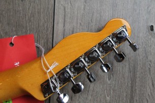 FENDER "American Vintage II 1972 Telecaster Thinline, Aged Natural, Maple"