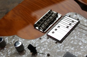 FENDER "American Vintage II 1972 Telecaster Thinline, Aged Natural, Maple"