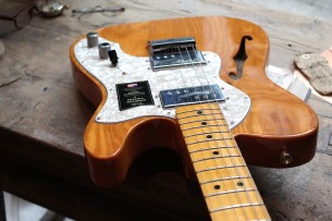 FENDER "American Vintage II 1972 Telecaster Thinline, Aged Natural, Maple"