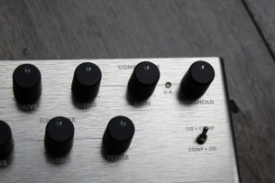 FENDER "Downtown Express Bass Multi-Effects"