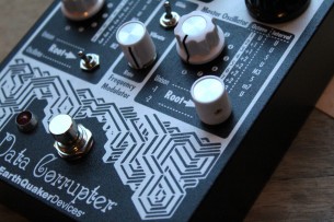 Earthquacker Devices Data Corrupter