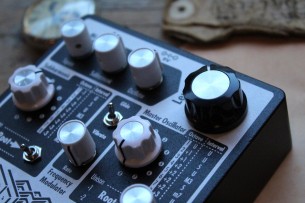 Earthquacker Devices Data Corrupter