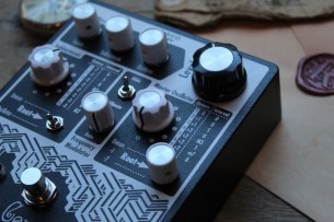 Earthquacker Devices Data Corrupter