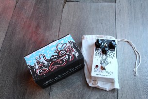 EARTHQUACKER DEVICES "White Light"