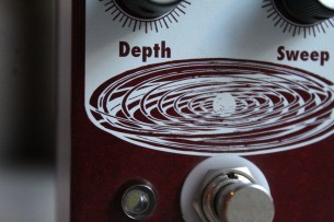 EARTHQUACKER DEVICES "Grand Orbiter V3"