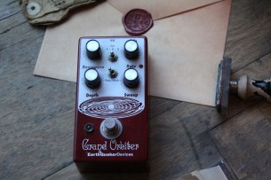 EARTHQUACKER DEVICES "Grand Orbiter V3"