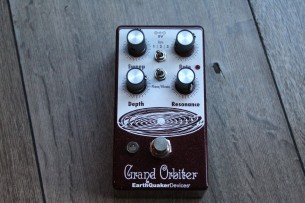 EARTHQUACKER DEVICES "Grand Orbiter V3"