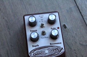 EARTHQUACKER DEVICES "Grand Orbiter V3"