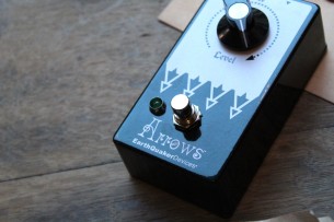 EARTHQUACKER DEVICES Arrow
