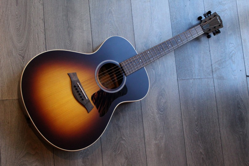 TAYLOR "AD12e-Sunburst" AeroCase