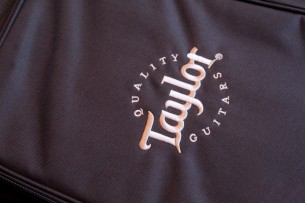 TAYLOR "AD12e-Sunburst" AeroCase