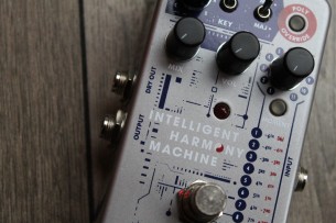 EHX "Intelligent Harmony Machine"