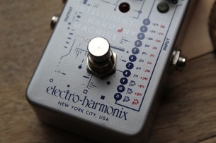 EHX "Intelligent Harmony Machine"