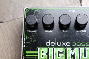 EHX "Deluxe Bass Big Muff Pi"