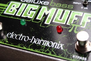 EHX "Deluxe Bass Big Muff Pi"