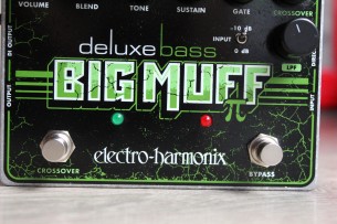 EHX "Deluxe Bass Big Muff Pi"