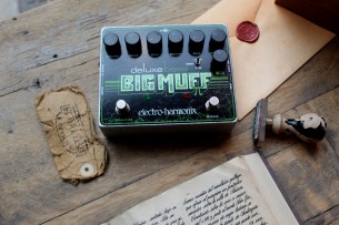 EHX "Deluxe Bass Big Muff Pi"