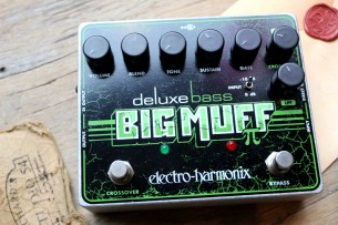 EHX "Deluxe Bass Big Muff Pi"