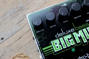 EHX "Deluxe Bass Big Muff Pi"
