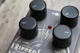 EHX "Ripped Speaker Fuzz"