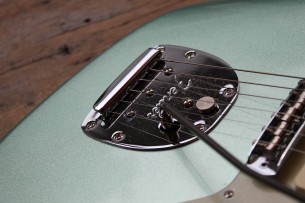 FENDER "American Professional II Jazzmaster,Mystic Surf Green, Maple"
