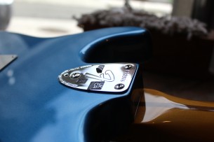 FENDER "American Vintage II 1973 Stratocaster, Maple Fingerboard, Lake Placid Blue"