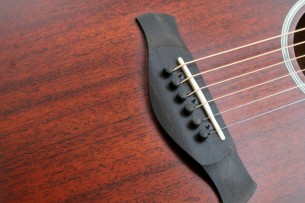 TAYLOR "324ce Builder´s Edition" HARDCASE