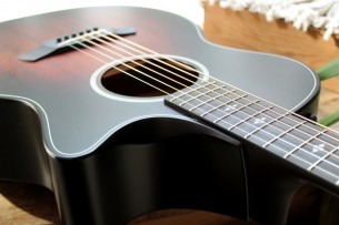 TAYLOR "324ce Builder´s Edition" HARDCASE