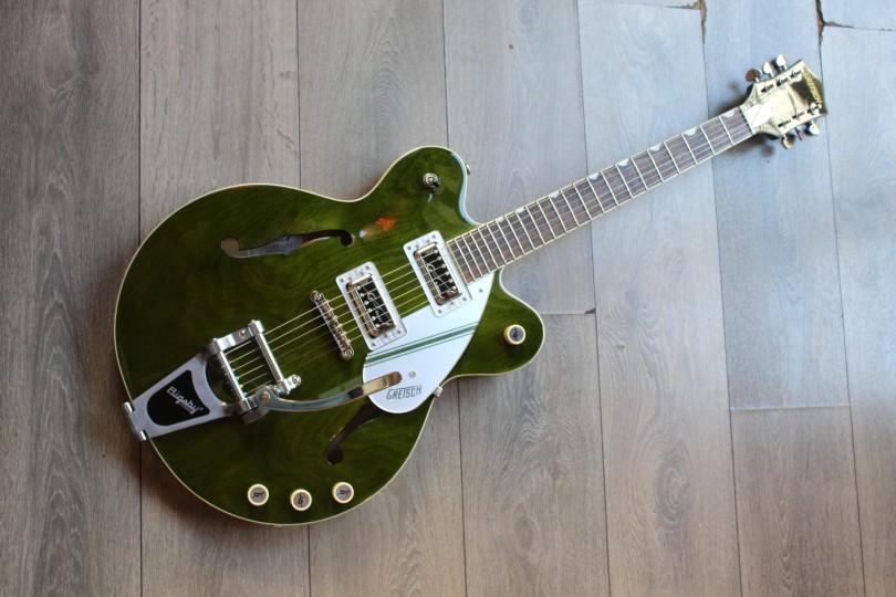 GRETSCH "G2604T Limited Edition Streamliner Rally II Center Block with Bigsby®, Laurel Fingerboard, Rally Green Stain" HARDCASE,